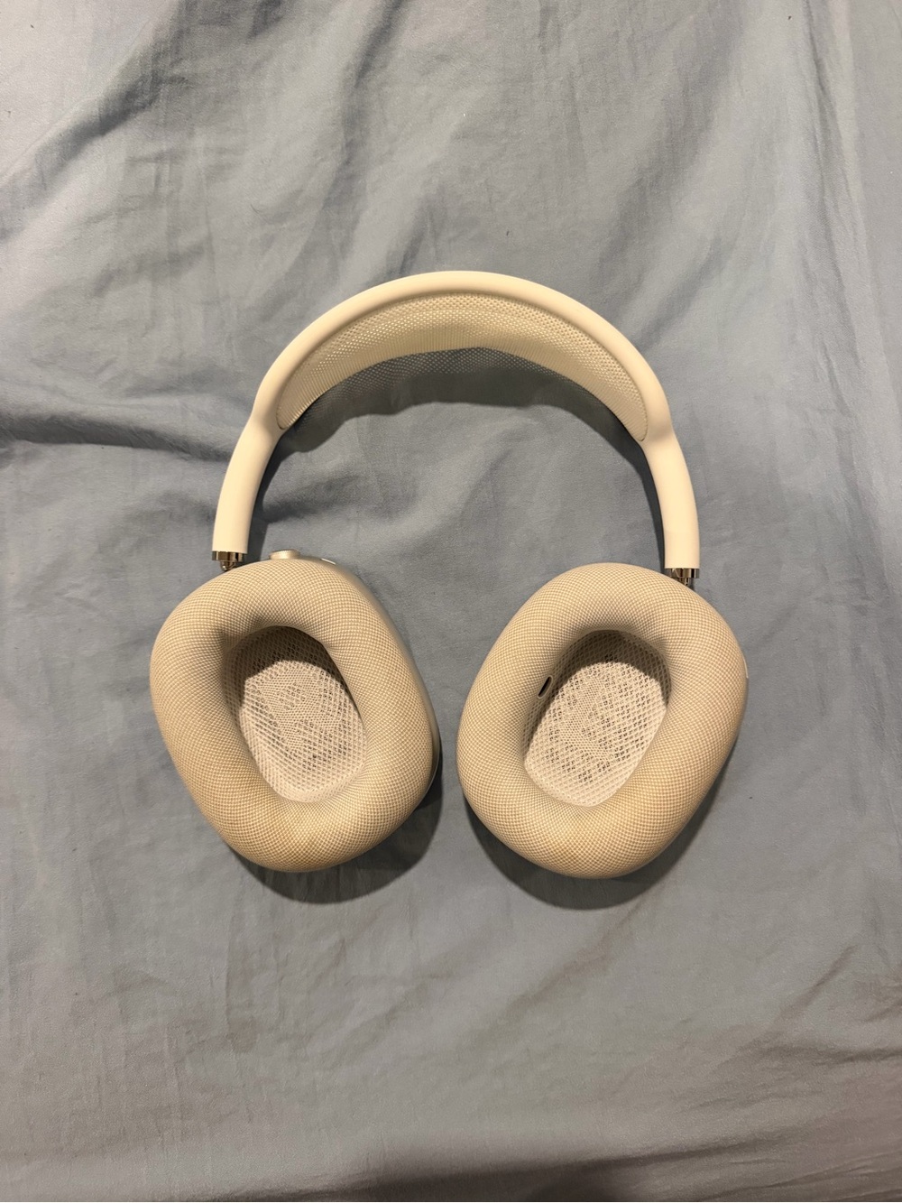 AirPods Max - Picture 2 of 4